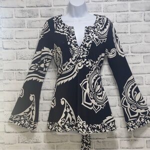 White House Black Market Liquid Knit Bell Sleeve Tie Waist V-Neck Blouse Medium